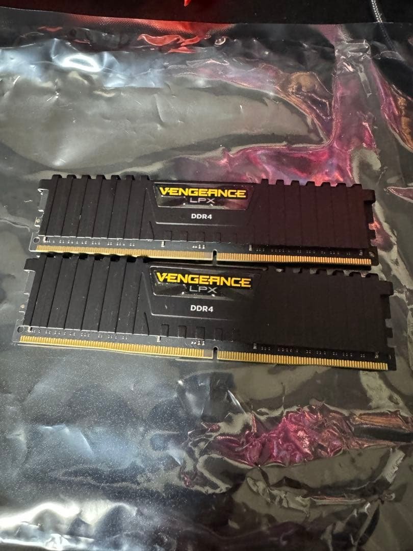 ミ*ス様 CORSAIR DDR4 メモリ 16GB×2枚組 3200Mhz